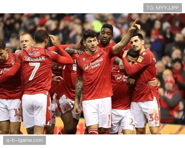 英超焦点战：狼队主场力克曼联，关键三分彰显争胜决心