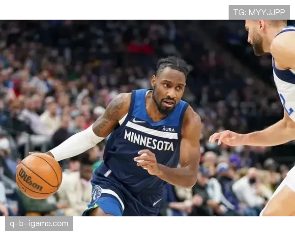 Rodrygo在赛场的表现令人瞩目，展现出卓越的战术灵活性与攻防转换能力