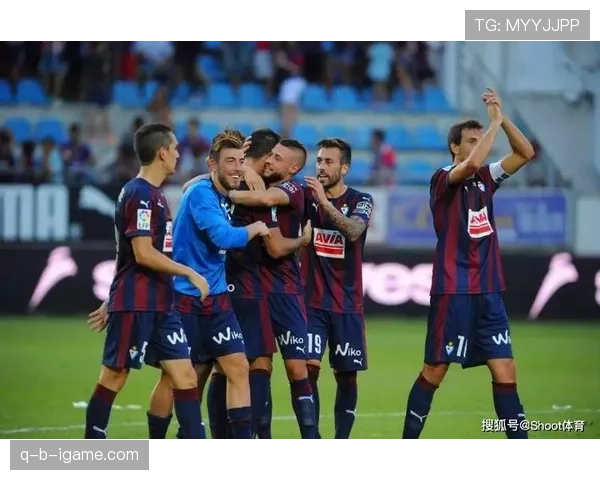 马赛进攻套路解析:近期战术执行与进攻效率走势清晰 马赛进攻套路解析:近期战术执行与进攻效率走势清晰