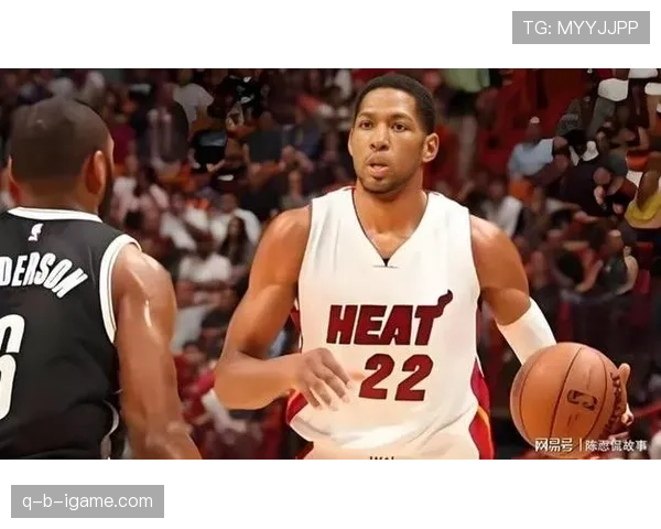 丹尼·格兰杰三分投射效率提升显著拉开进攻空间