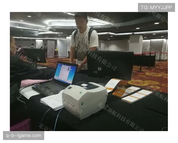 程语轩训练完直接去奢侈品店刷卡，这日子谁顶得住啊